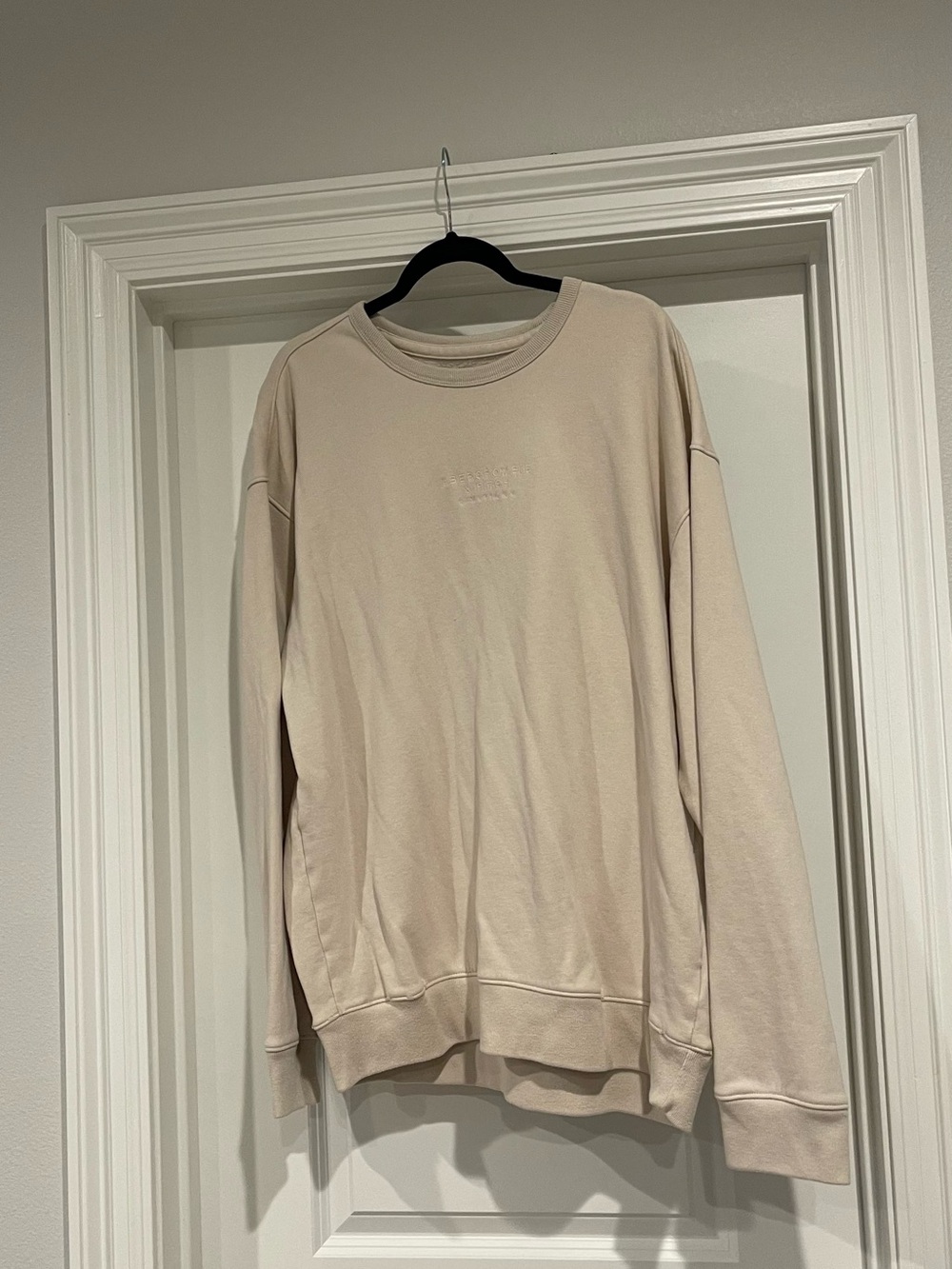 Abercrombie & Fitch Cream Crewneck Sweater